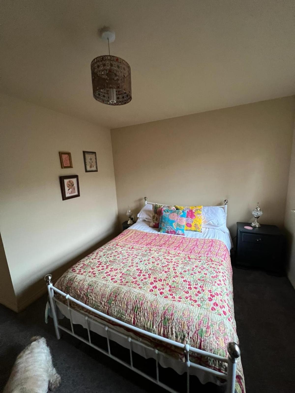 The Shambles By Spires Accommodation A Boho Styled Place To Stay Just 3 Miles From Birches Valley Visitors Centre Cannock Chase Rugeley Ngoại thất bức ảnh